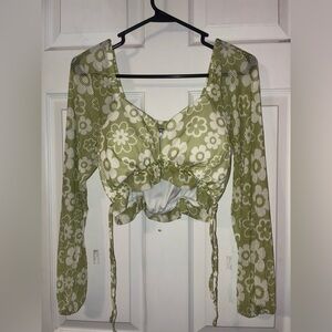 Chic Floral Green and White Blouse